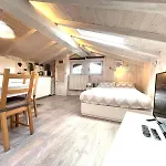 Il Piccolo Loft Nel Cuore Antico Di Aosta - You & Me Case Vacanza