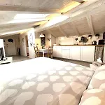 Il Piccolo Loft Nel Cuore Antico Di Aosta - You & Me Case Vacanza